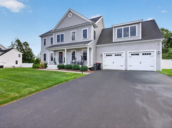 20 Kelly Ln, Brockton, MA 02301