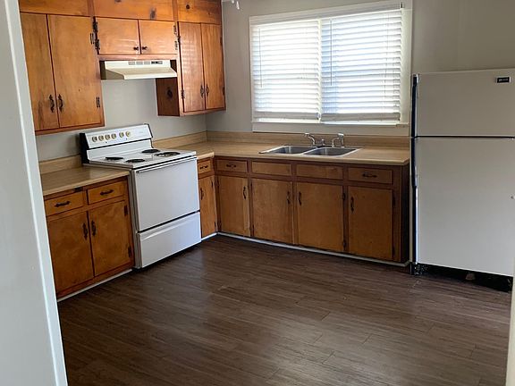 2nd image of 1512 Houston St APT 2