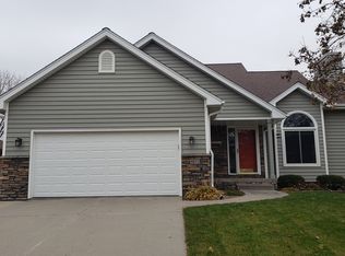4832 Waterford Dr, West Des Moines, IA 50265