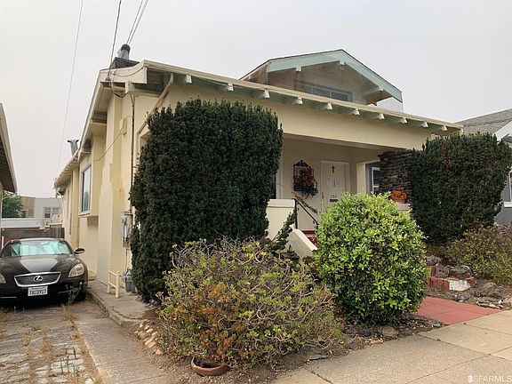 2nd image of 757 44th Ave