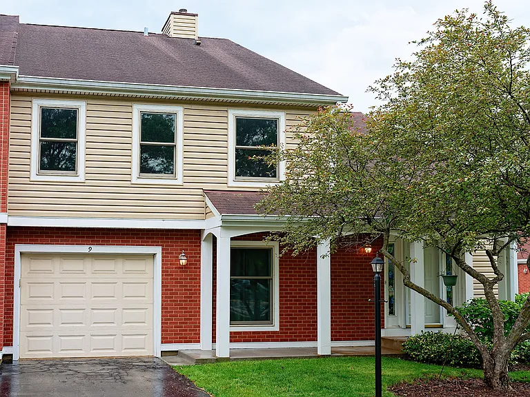 9 S Stonington Dr — Photo 7