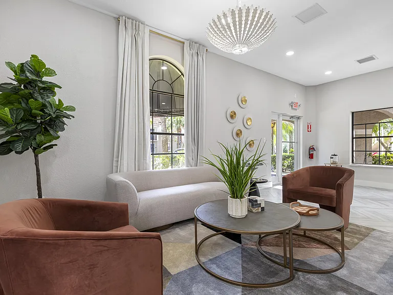 Alvista Hollywood — Photo 37