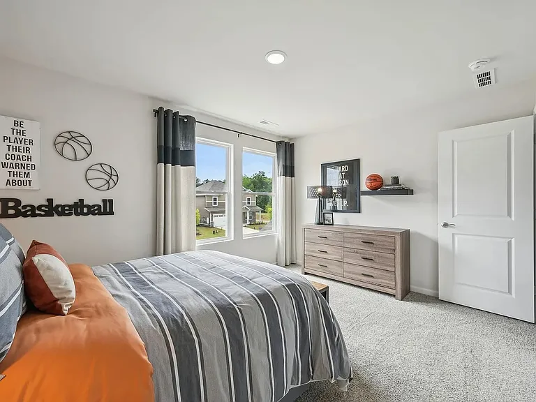 332 Karlov Rd — Photo 17
