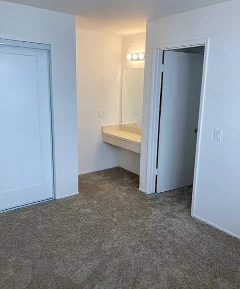 Right bedroom with vanity counter