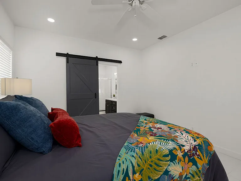 6001 N Playa Del Sol St — Photo 15