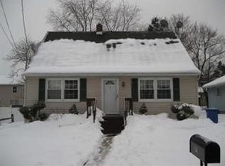 54 Juliet Ave, Somerset, NJ 08873
