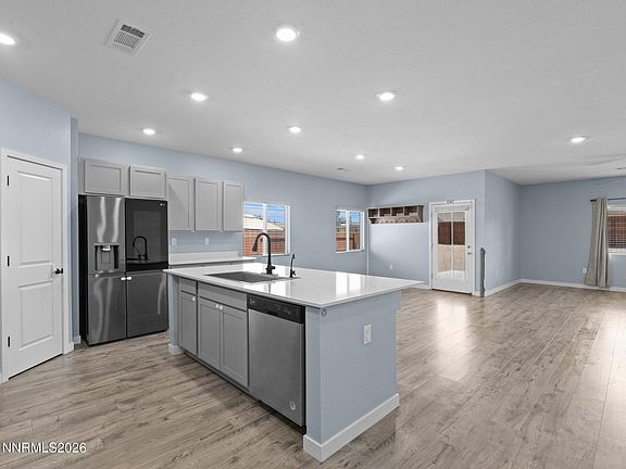 5th image of 901 Jill Marie Ln