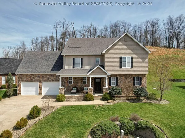214 Wynterhall Ln, South Charleston, WV 25309