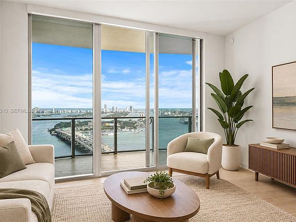 3rd image of 1400 Biscayne Blvd Unit 3403