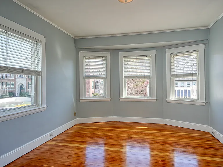 43 Parmenter Rd #43 — Photo 4
