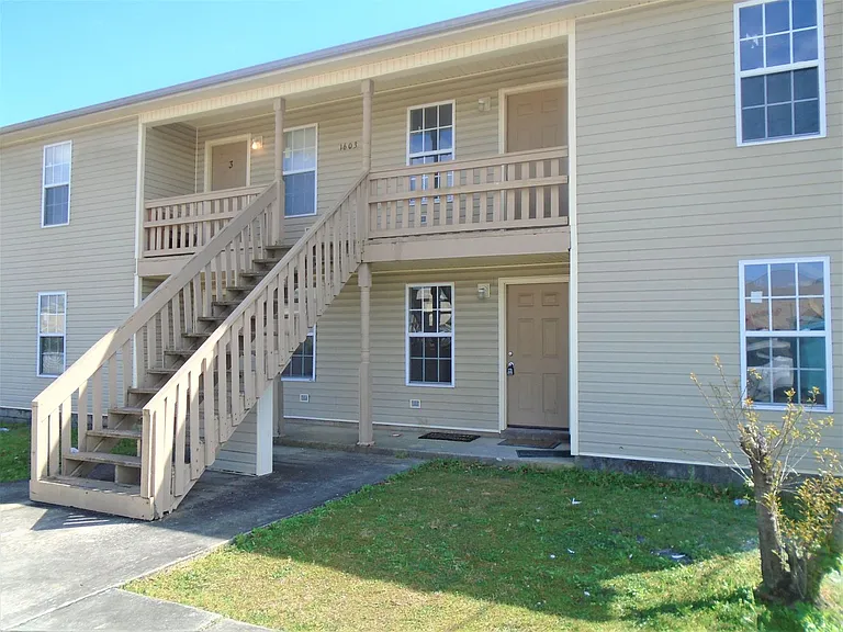 1603 Glenn St SW — Photo 12