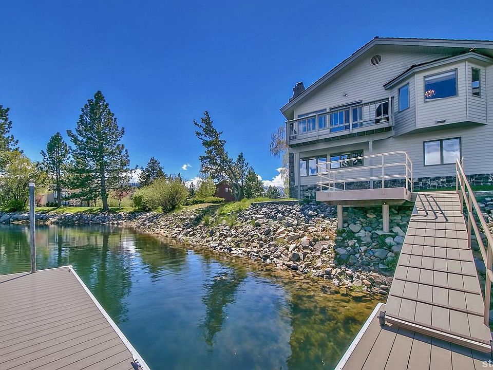 1st image of 425 Emerald Dr