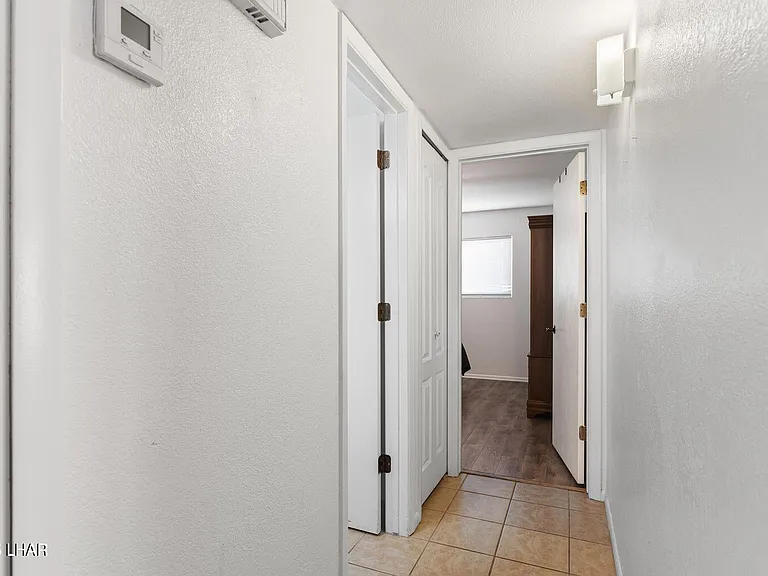 90 Mariposa Dr #104 — Photo 7