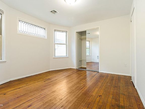 4th image of 235 Duncan Ave #2