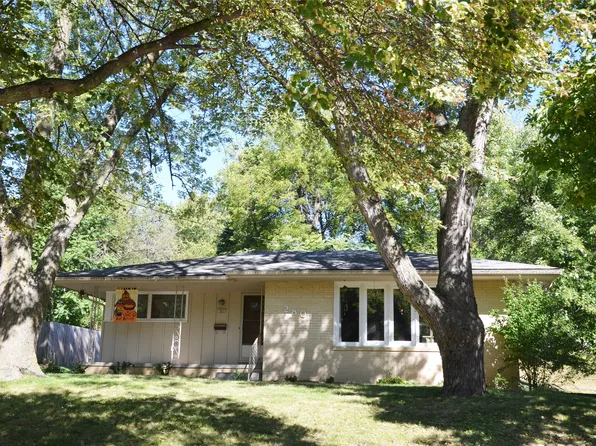 2801 Bennett Ave, Des Moines, IA 50310