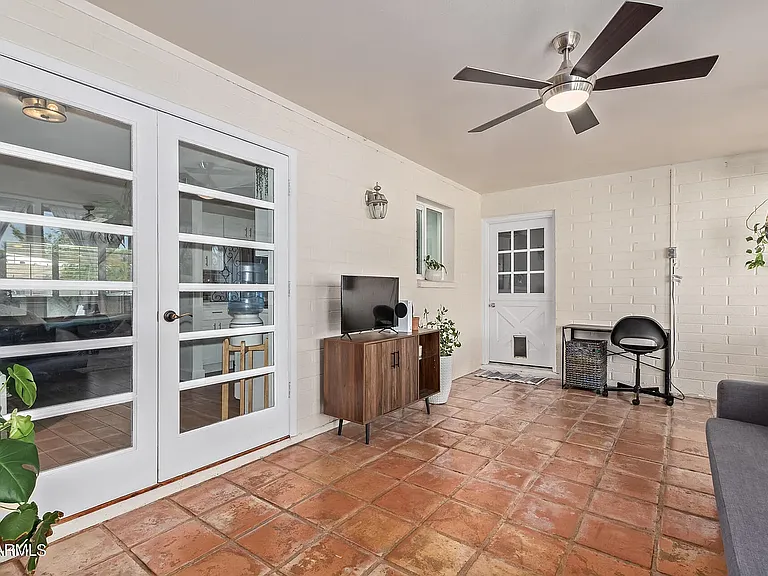 1942 E Pebble Beach Dr — Photo 26