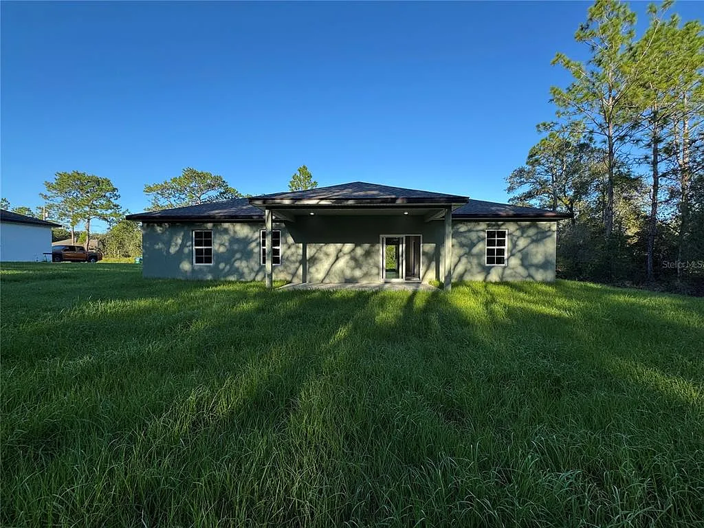 3 bed, 2.0 bath, 1540 sqft, $1,900 — Photo 2