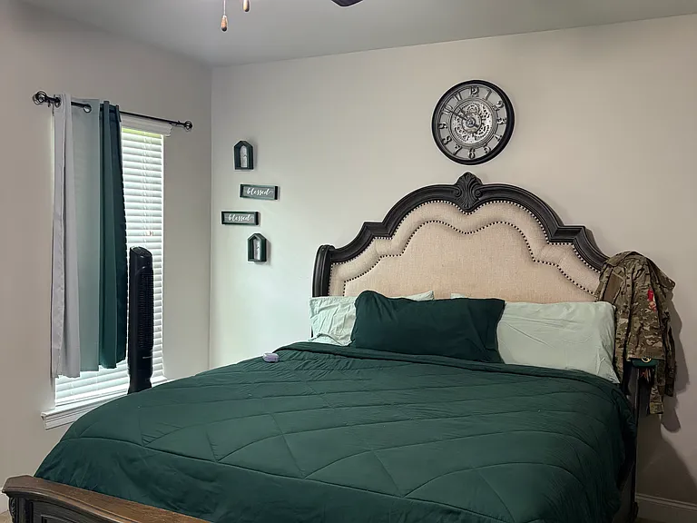 278 King George Dr — Photo 13