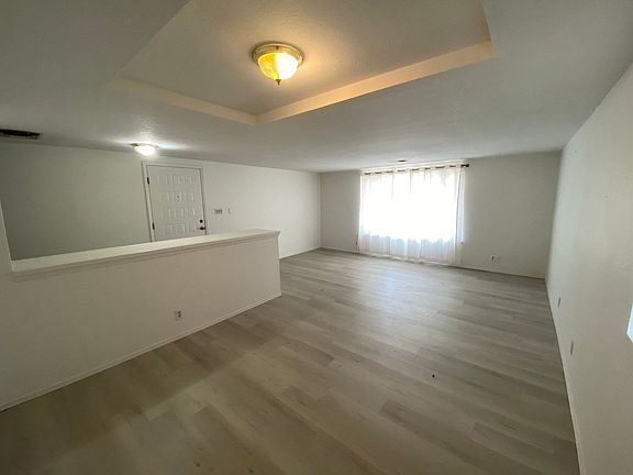 3rd image of 5201 Sweetwater Dr NW