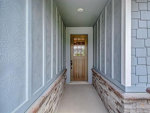 3rd image of 23731 Celeste Fig Dr