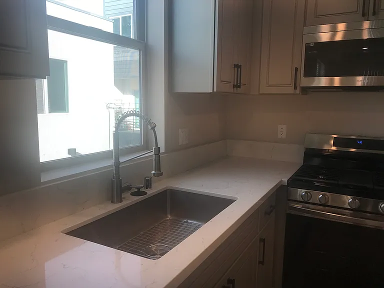 5120 Cahuenga Blvd #103 — Photo 20