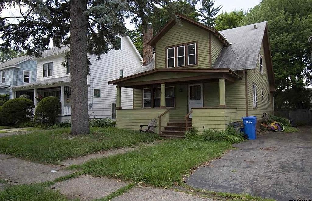 17 Oakwood St, Albany, NY 12208 Zillow