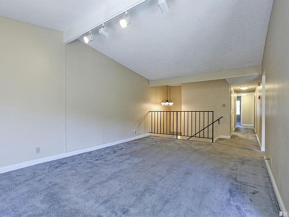 4th image of 3955 Crofton Way