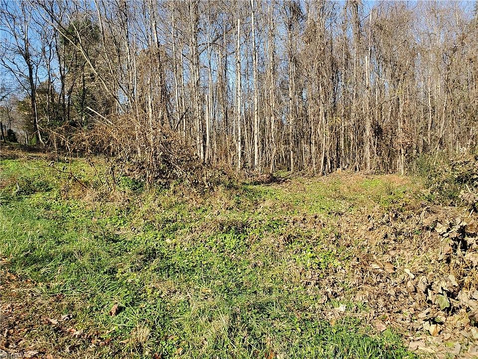 2nd image of 9B & 10B Faylyn Dr