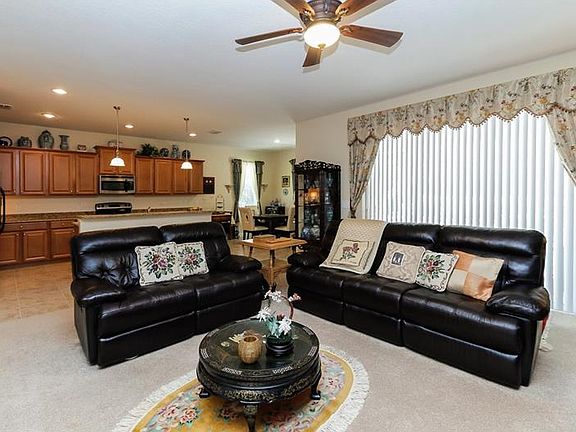 3rd image of 1077 Lattimore Dr