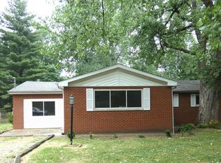 1745 Alexander St, Belleville, IL 62226