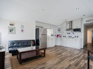 6483 Ash St, Niagara Falls, ON L2G2H4