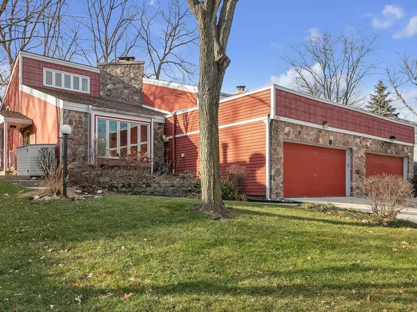 806 Kendall LANE #2A, Lake Geneva, WI 53147