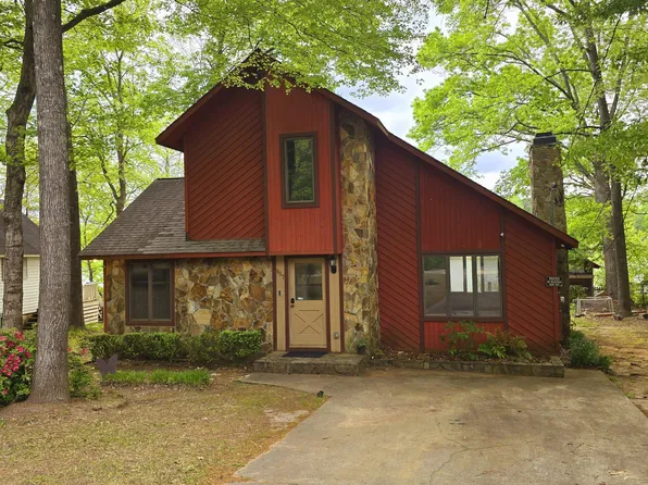 887 N Confederate Dr, Macon, GA 31220