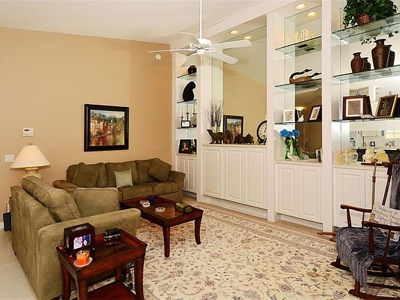 2nd image of 7545 Pesaro Dr