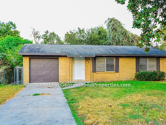 3rd image of 6617 Carver Ave