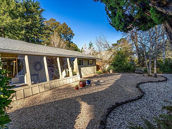 3rd image of 9314 Ferguson Court
