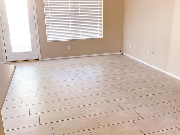 4th image of 1090 W Seagull Dr