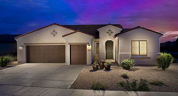A fine space for backyard living and dining!