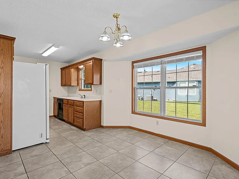 1278 W Butterfield Dr — Photo 8