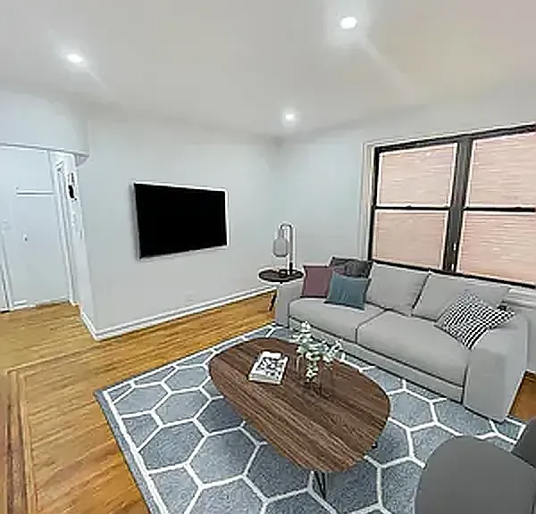 1410 York Ave #4J — Photo 2