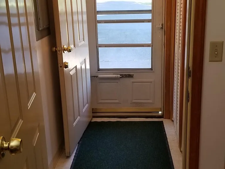 11695 SW Greenburg Rd #1 — Photo 14