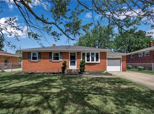 120 Willowcrest Dr, Buffalo, NY 14224