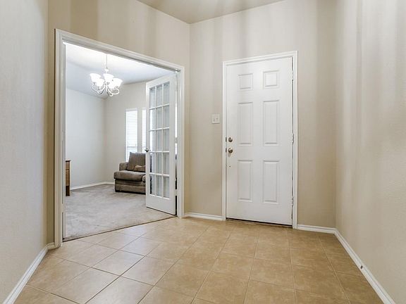 4th image of 1010 Cottonwood Trl