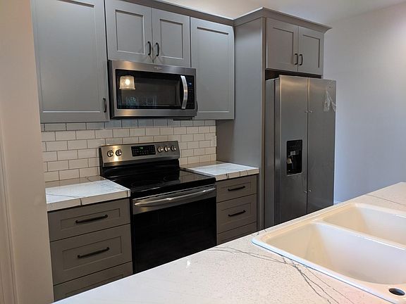 4th image of 107 Foxwood Dr