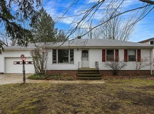 9051 Abbey Rd, North Royalton, OH 44133