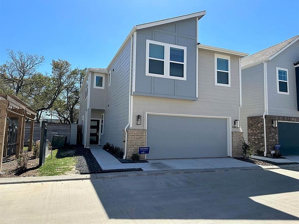 1st image of 16105 Hilltop Oak Dr