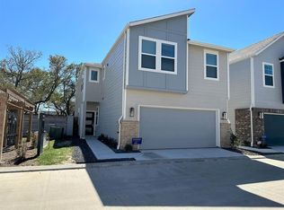 16105 Hilltop Oak Dr, Houston, TX 77084