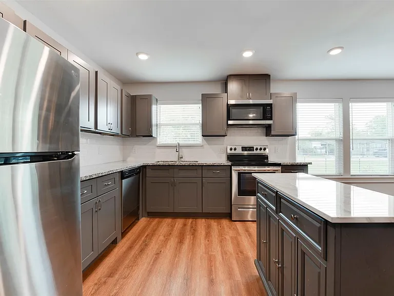 8635 Sunderland Rd — Photo 6