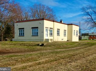 721 Clinton St, Delaware City, DE 19706