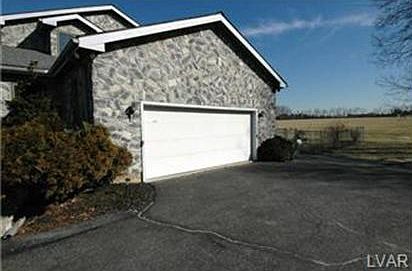 2nd image of 1012 Johnston Dr